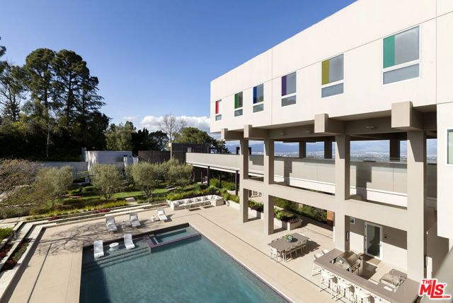 15210 Antelo Place, Los Angeles, CA 90077