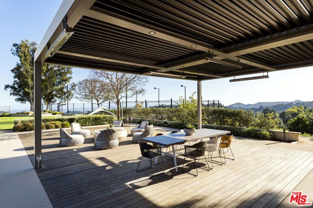 15210 Antelo Place, Los Angeles, CA 90077