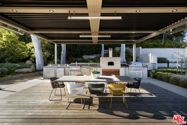 15210 Antelo Place, Los Angeles, CA 90077