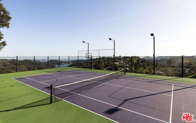 15210 Antelo Place, Los Angeles, CA 90077