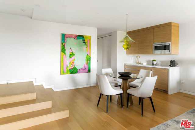 15210 Antelo Place, Los Angeles, CA 90077