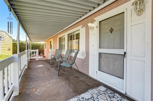 21302 21302 Blue Curl Way, Canyon Country, CA 91351