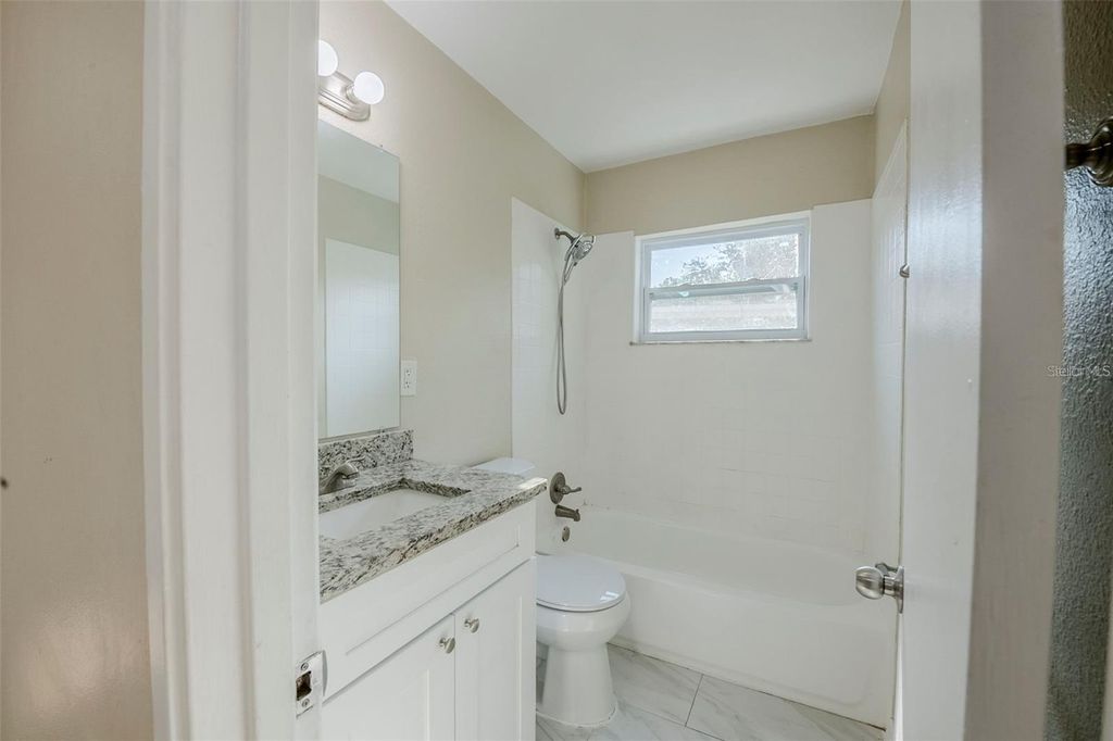 Image 16 of property listing at 5214 MONTAGUE PLACE, Orlando, FL 32808