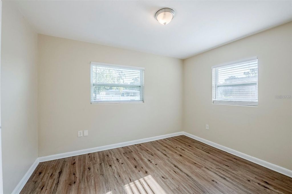 Image 19 of property listing at 5214 MONTAGUE PLACE, Orlando, FL 32808