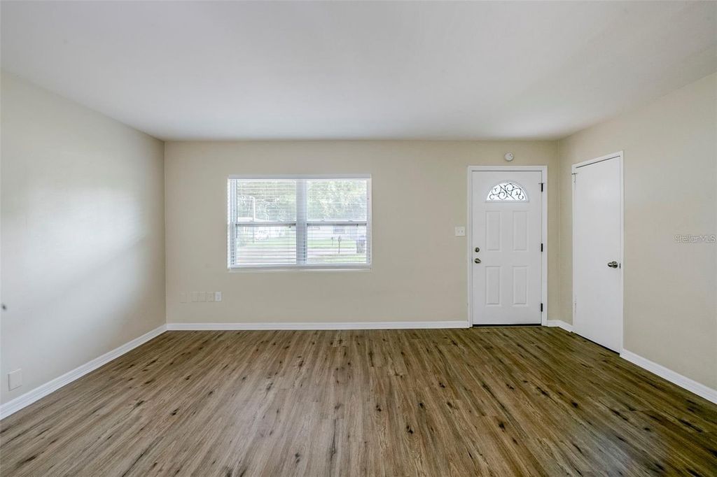 Image 4 of property listing at 5214 MONTAGUE PLACE, Orlando, FL 32808