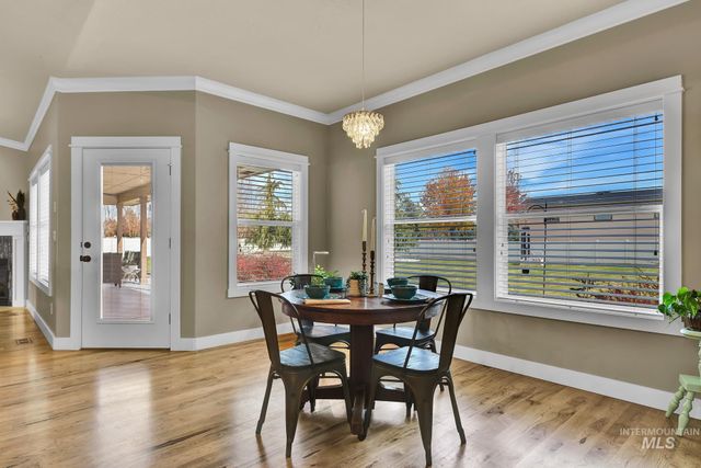 7266 S Pear Blossom Way, Meridian, ID 83642