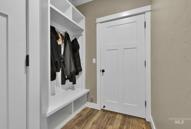 7266 S Pear Blossom Way, Meridian, ID 83642