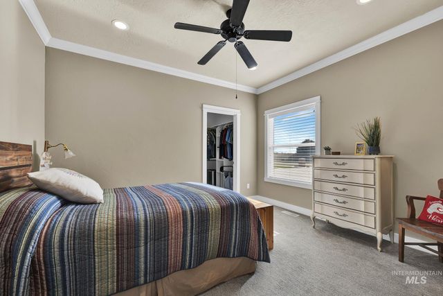 7266 S Pear Blossom Way, Meridian, ID 83642