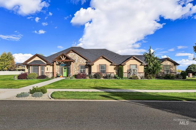7266 S Pear Blossom Way, Meridian, ID 83642