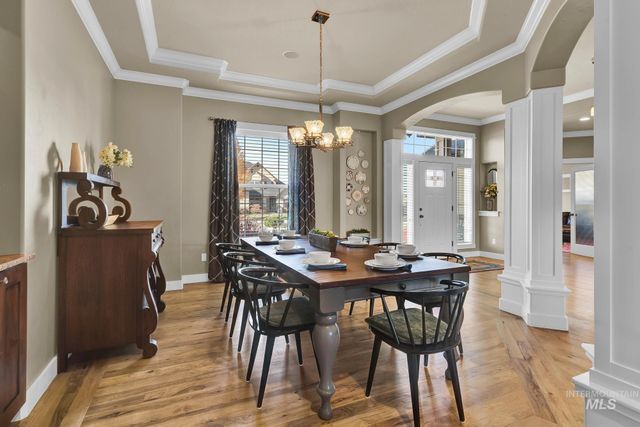 7266 S Pear Blossom Way, Meridian, ID 83642