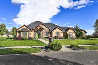 7266 S Pear Blossom Way, Meridian, ID 83642