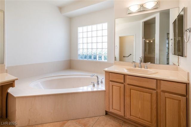 10248 SANTO NINA Court, Las Vegas, NV 89135