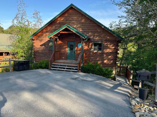 3202 Steeple Way, Pigeon Forge, TN 37863