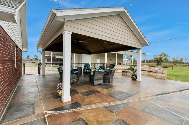 8114 Beach Haven Drive, Baytown, TX 77523