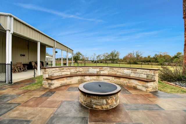 8114 Beach Haven Drive, Baytown, TX 77523