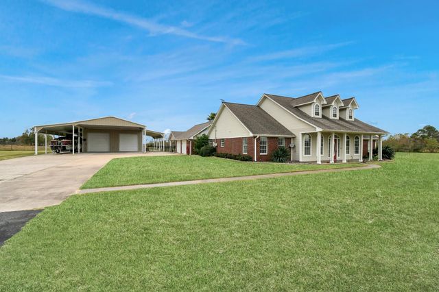 8114 Beach Haven Drive, Baytown, TX 77523