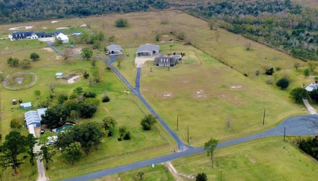 8114 Beach Haven Drive, Baytown, TX 77523