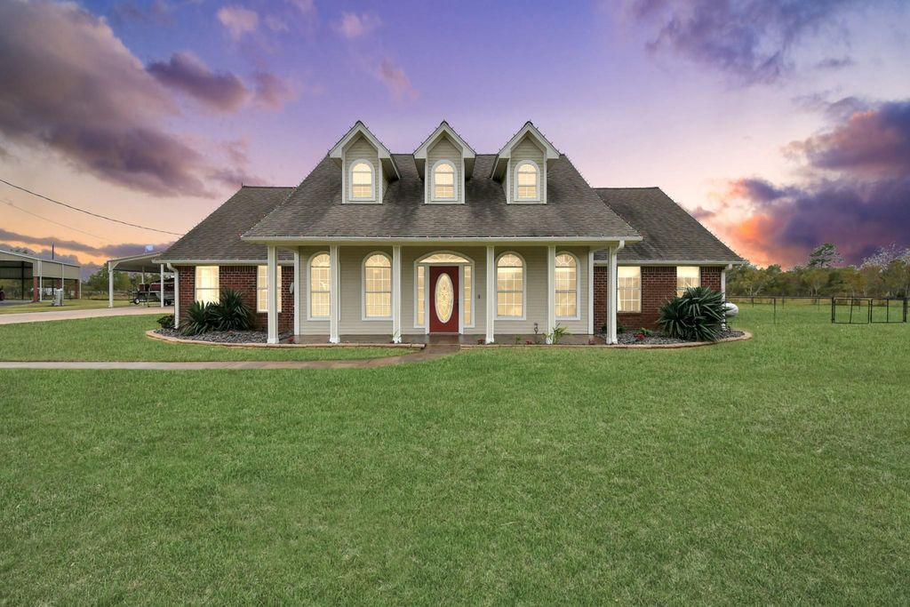 8114 Beach Haven Drive, Baytown, TX 77523