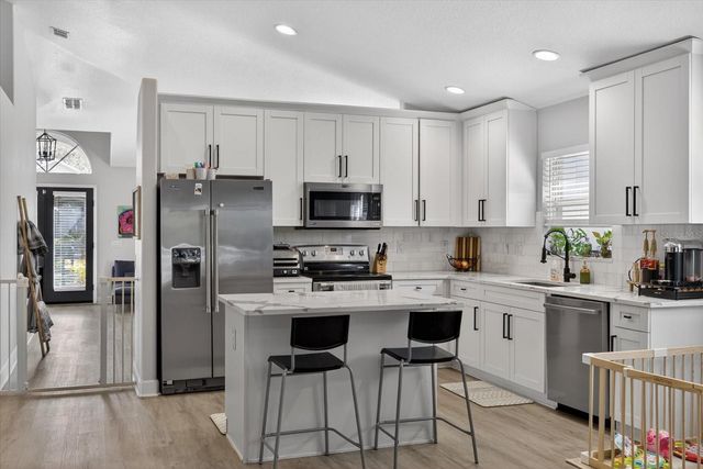 5209 ABBEY PARK AVENUE, Tampa, FL 33647