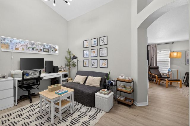 5209 ABBEY PARK AVENUE, Tampa, FL 33647