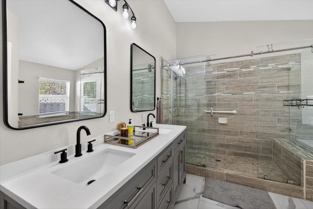 5209 ABBEY PARK AVENUE, Tampa, FL 33647