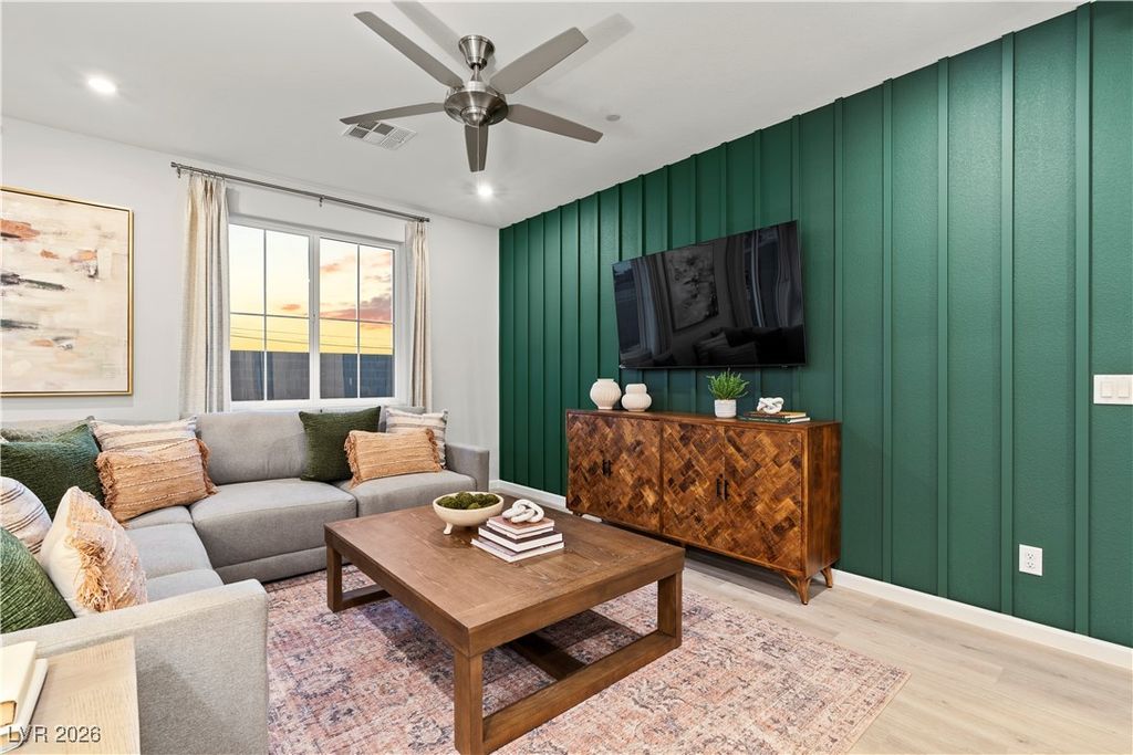 Image 14 of property listing at 4027 Blooming Orange Avenue, Las Vegas, NV 89141