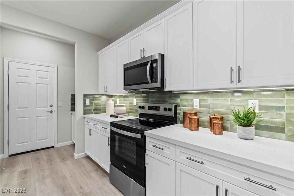 Image 9 of property listing at 4027 Blooming Orange Avenue, Las Vegas, NV 89141