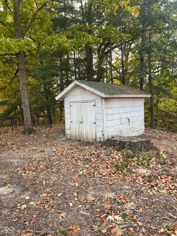 1004 N Virginia Street N, Rockville, IN 47872