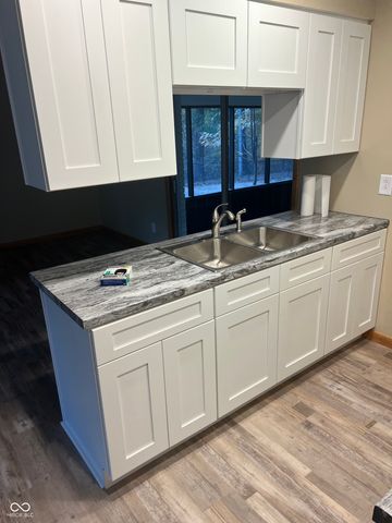 1004 N Virginia Street N, Rockville, IN 47872