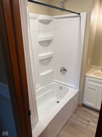 1004 N Virginia Street N, Rockville, IN 47872