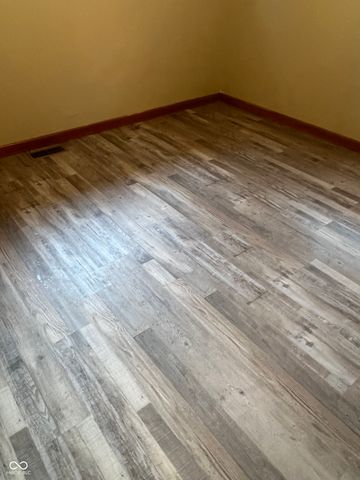 1004 N Virginia Street N, Rockville, IN 47872