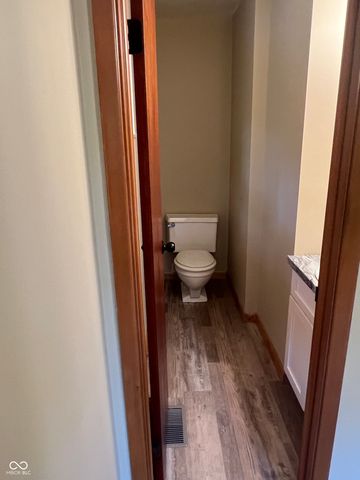 1004 N Virginia Street N, Rockville, IN 47872