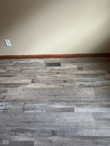 1004 N Virginia Street N, Rockville, IN 47872