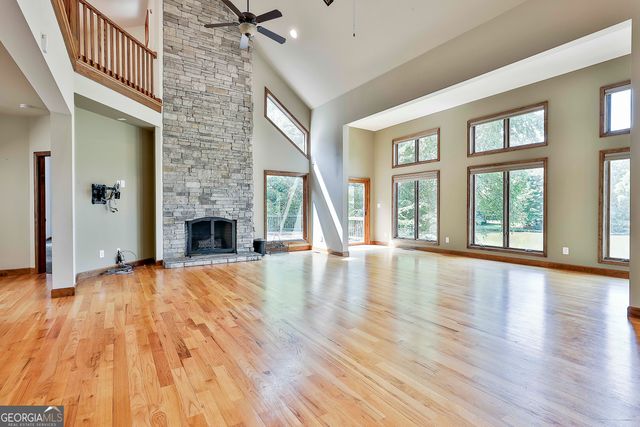 175 Farm Lane, Fayetteville, GA 30214