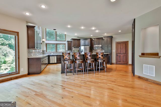 175 Farm Lane, Fayetteville, GA 30214