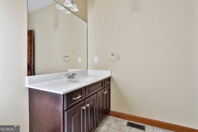 175 Farm Lane, Fayetteville, GA 30214