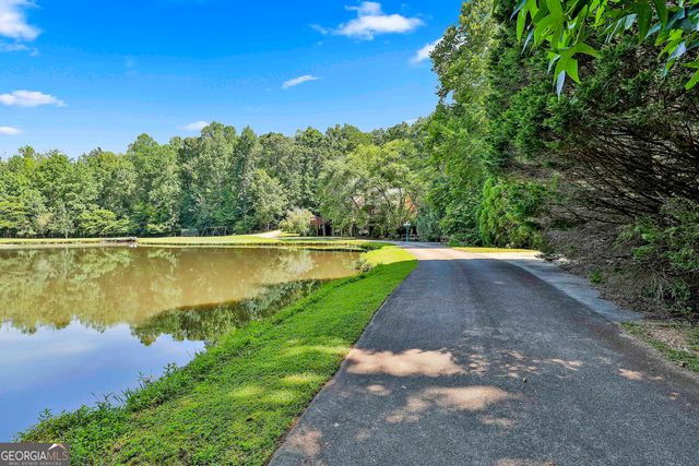 175 Farm Lane, Fayetteville, GA 30214