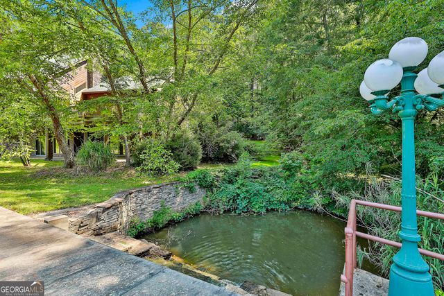 175 Farm Lane, Fayetteville, GA 30214