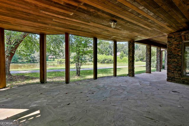 175 Farm Lane, Fayetteville, GA 30214