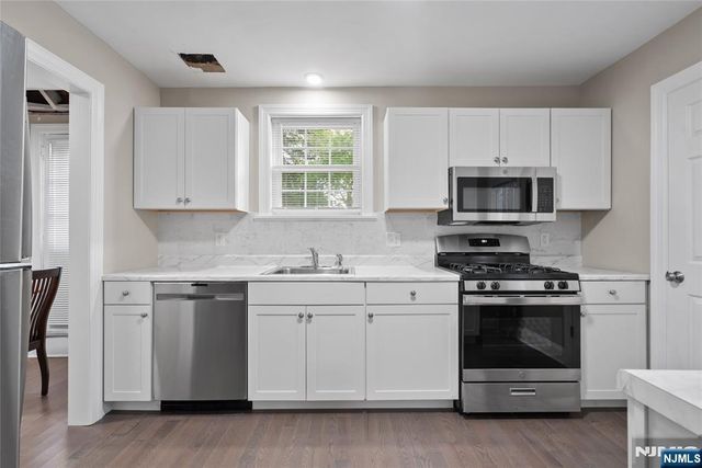 433 Mount Pleasant Avenue, West Orange, NJ 07052