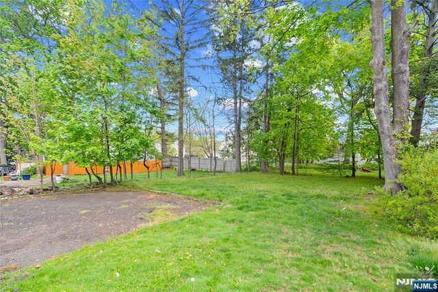 433 Mount Pleasant Avenue, West Orange, NJ 07052