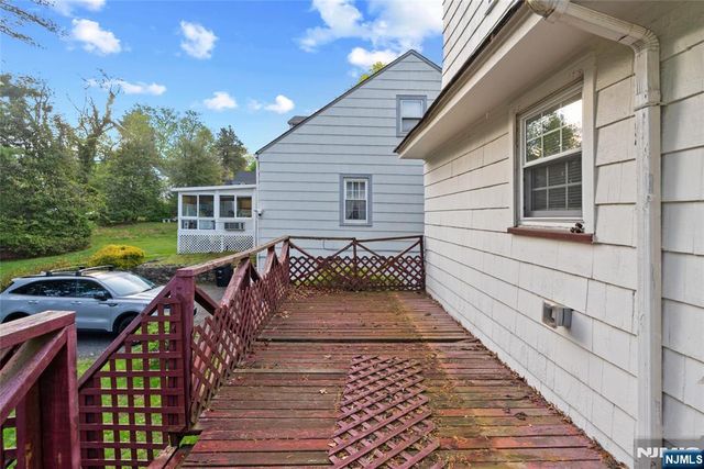 433 Mount Pleasant Avenue, West Orange, NJ 07052