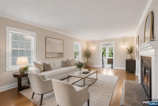 433 Mount Pleasant Avenue, West Orange, NJ 07052