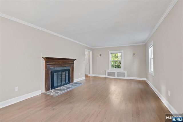 433 Mount Pleasant Avenue, West Orange, NJ 07052