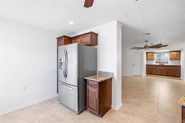 7415 LAKE FOREST CIRCLE, Port Richey, FL 34668