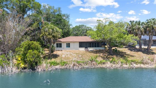 7415 LAKE FOREST CIRCLE, Port Richey, FL 34668