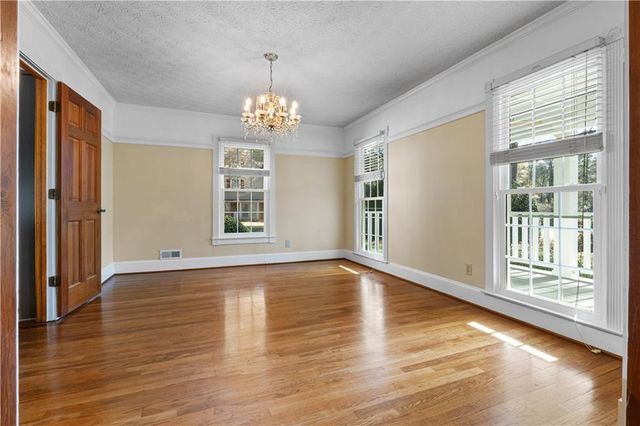 1105 Wedgewood Drive, Fayetteville, GA 30214