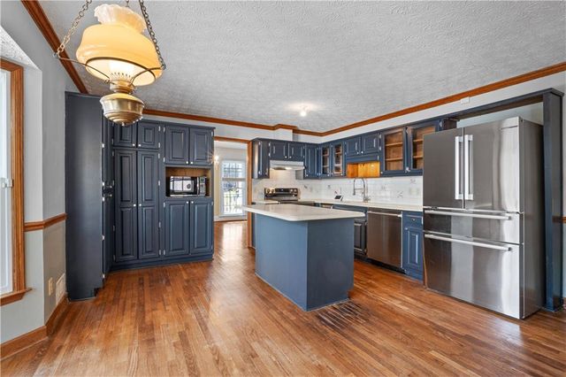 1105 Wedgewood Drive, Fayetteville, GA 30214