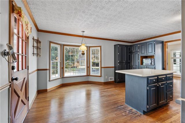 1105 Wedgewood Drive, Fayetteville, GA 30214