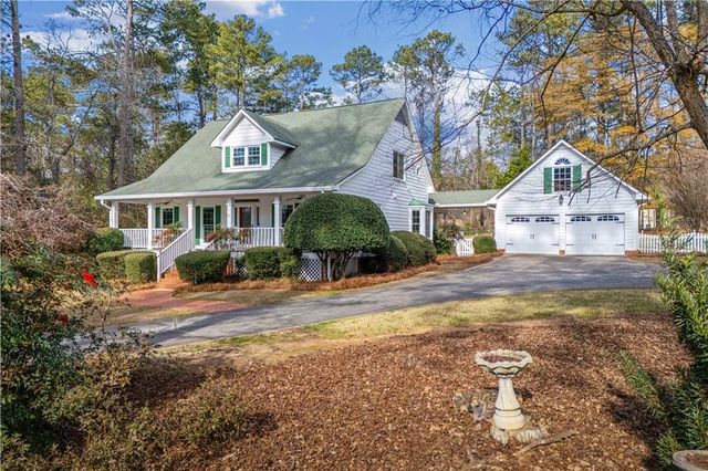 1105 Wedgewood Drive, Fayetteville, GA 30214